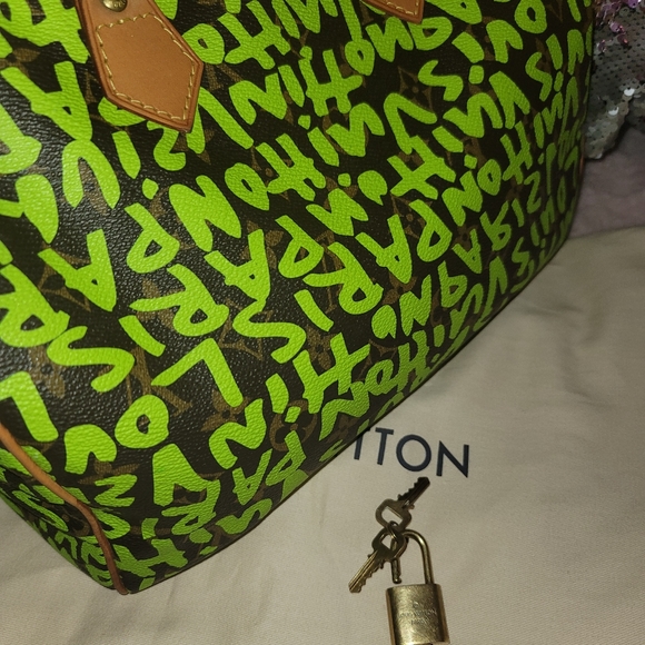 Rare limited edition vintage louis vuitton Graffit handbag - Picture 14 of 16